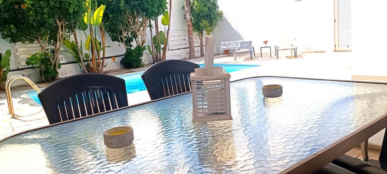 Colonial Villa 32 بيرفوليا المظهر الخارجي الصورة