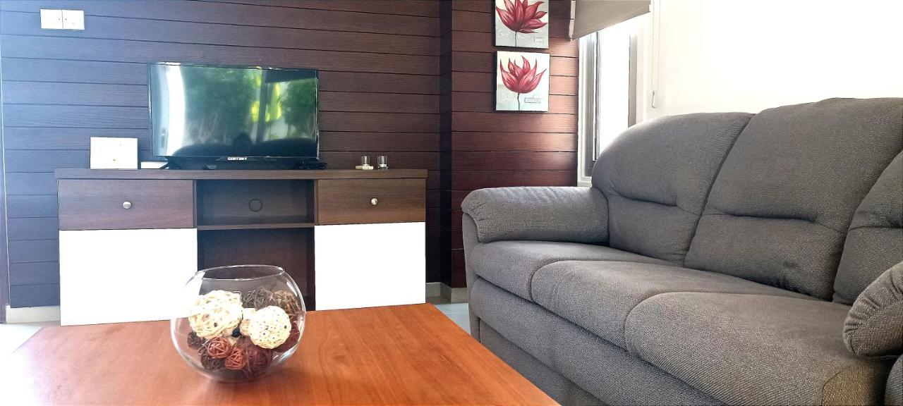 Colonial Villa 32 بيرفوليا المظهر الخارجي الصورة
